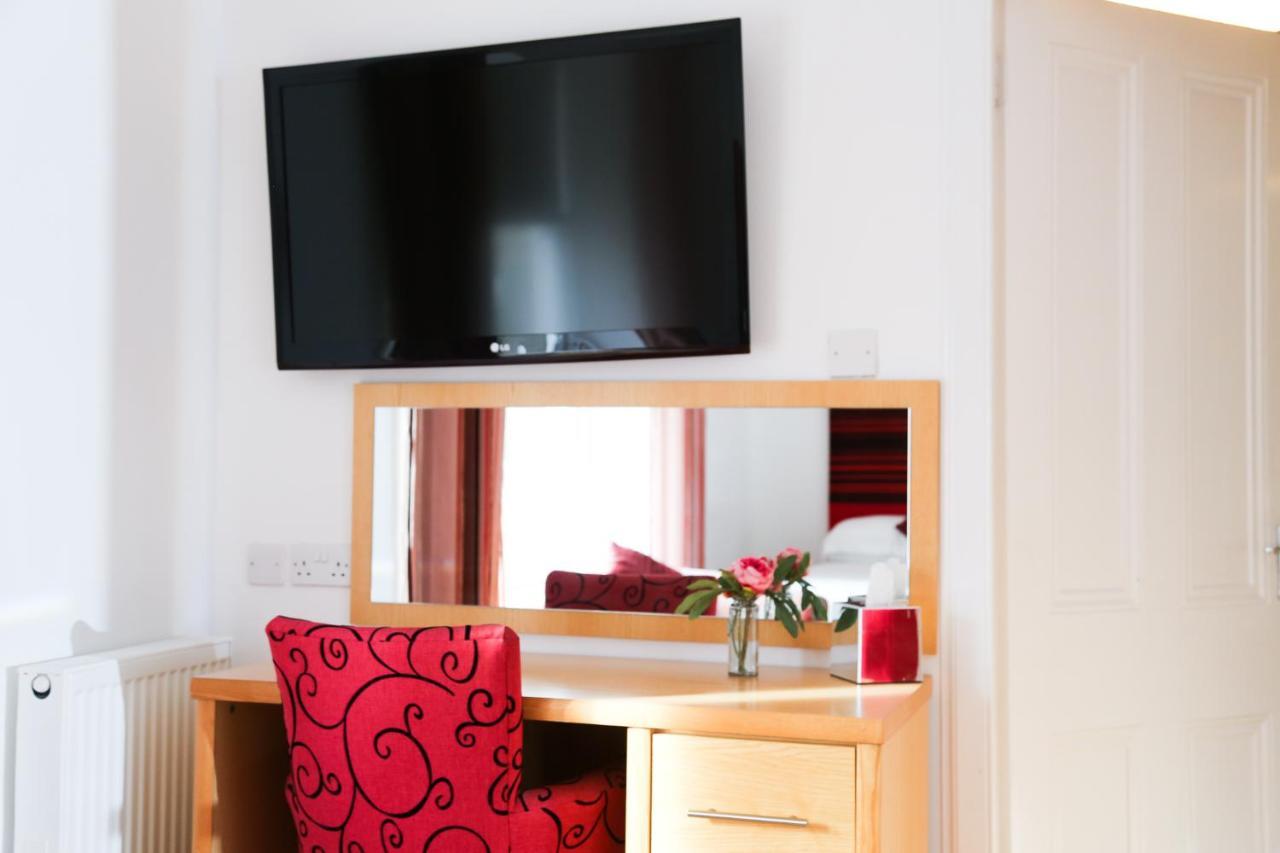 Clubhouse B& B